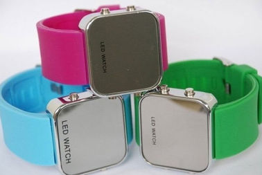 Durable Colorful Silicone Wristband Watch / Silicone Bracelet Watches