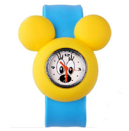 MICKEY のかわいい子供の男の子の女の子のゴム製スナップ式の非難のシリコーンのバンドの腕時計