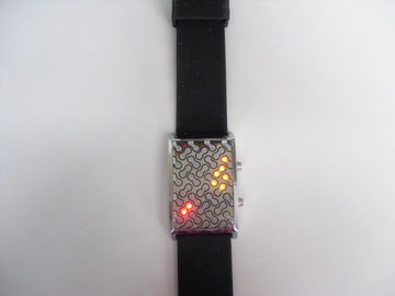 柔らかさは LED のシリコーンのバンドの腕時計の防水反汚れたカスタマイズしました