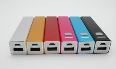 2600mAh 金属 USB 携帯用力銀行、赤いピンクの緑の銀製の黒
