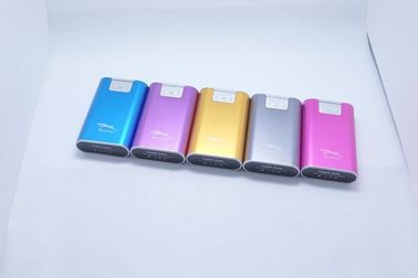 デジタル カメラの金属 USB LED のトーチが付いている携帯用力銀行 6600mAh