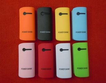 小型ギャラクシー S4/Iphone/Ipad 普遍的な携帯用力銀行 5200mAh