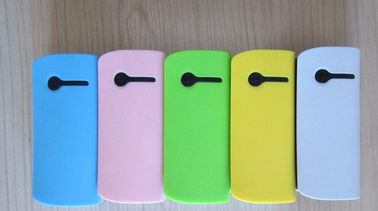 小型ギャラクシー S4/Iphone/Ipad 普遍的な携帯用力銀行 5200mAh