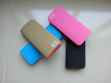 8800mAh は充満札入れ李イオン力銀行 5V LED のトーチが付いている絶食します