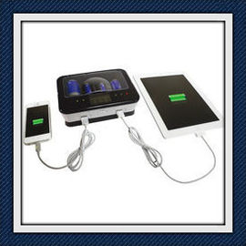 普遍的な LCD のアルカリ電池 Recharger の携帯用力銀行