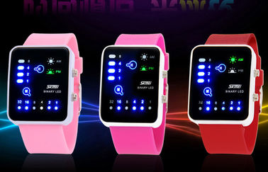 Shockproof LED デジタル女性腕時計、耐磁性の二進腕時計